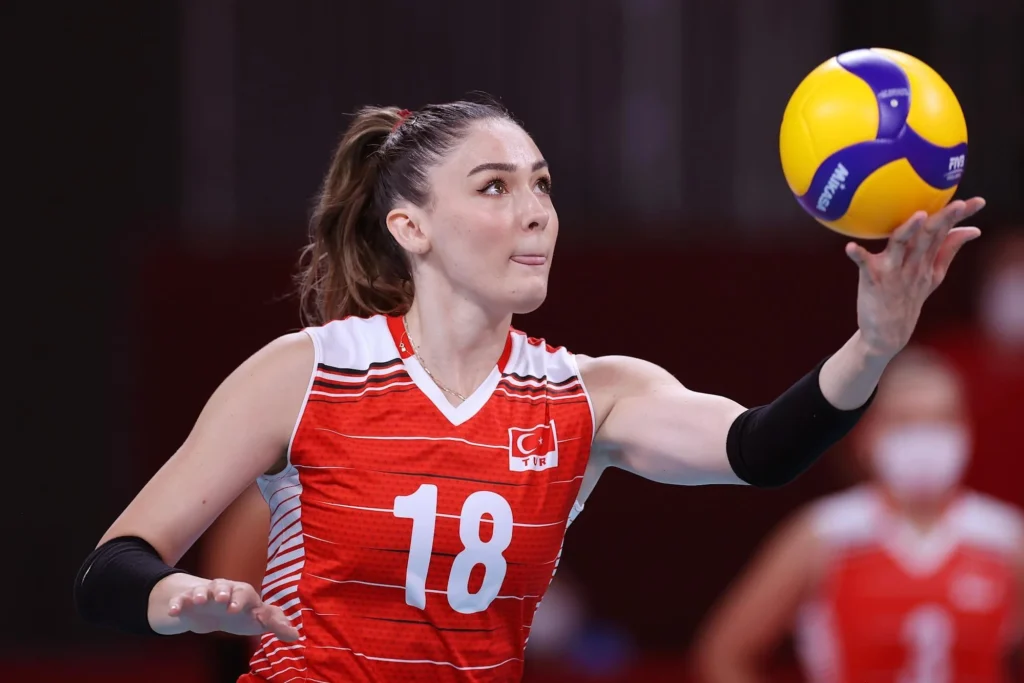Zehra Gunes volleyball
